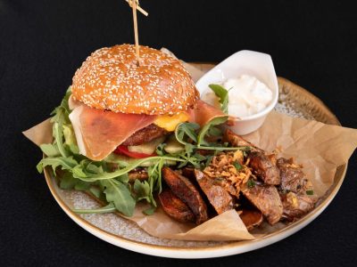 crop-058fece6-6170-41b2-94bf-61c98761d47a